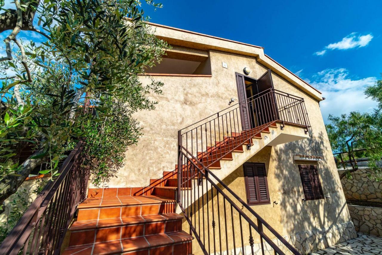 Villa Mapa - Appartamenti vicino al mare Vieste Esterno foto